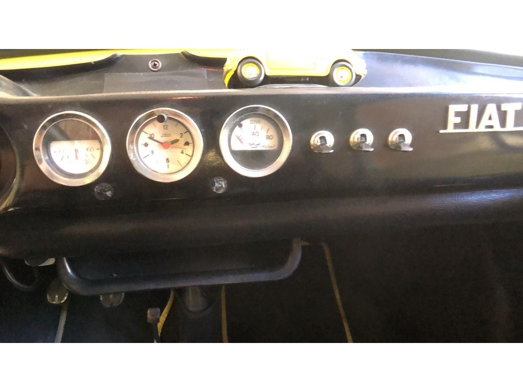 1967 FIAT 500 Base